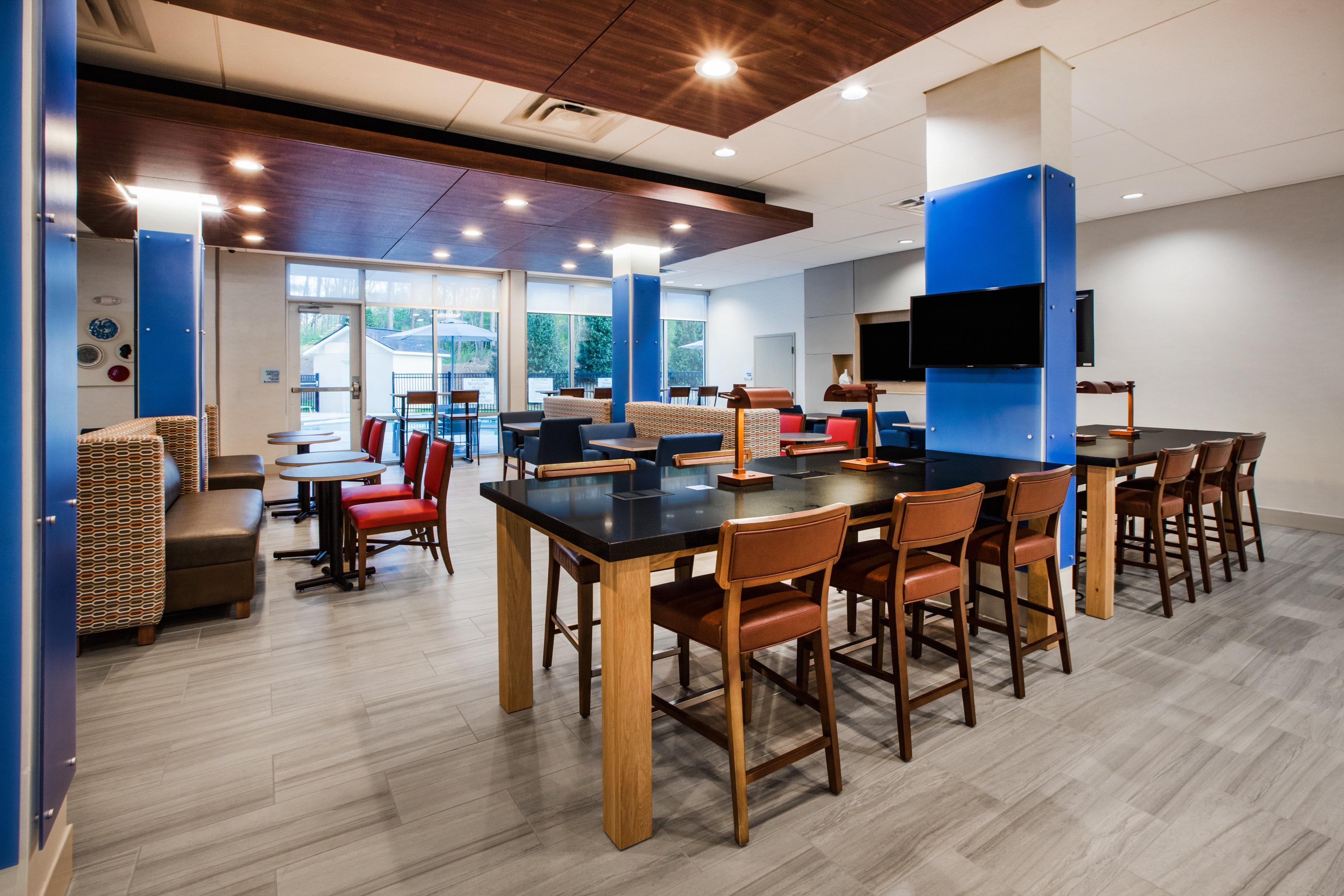 Holiday Inn Express & Suites Atlanta N - Woodstock By Ihg Zewnętrze zdjęcie