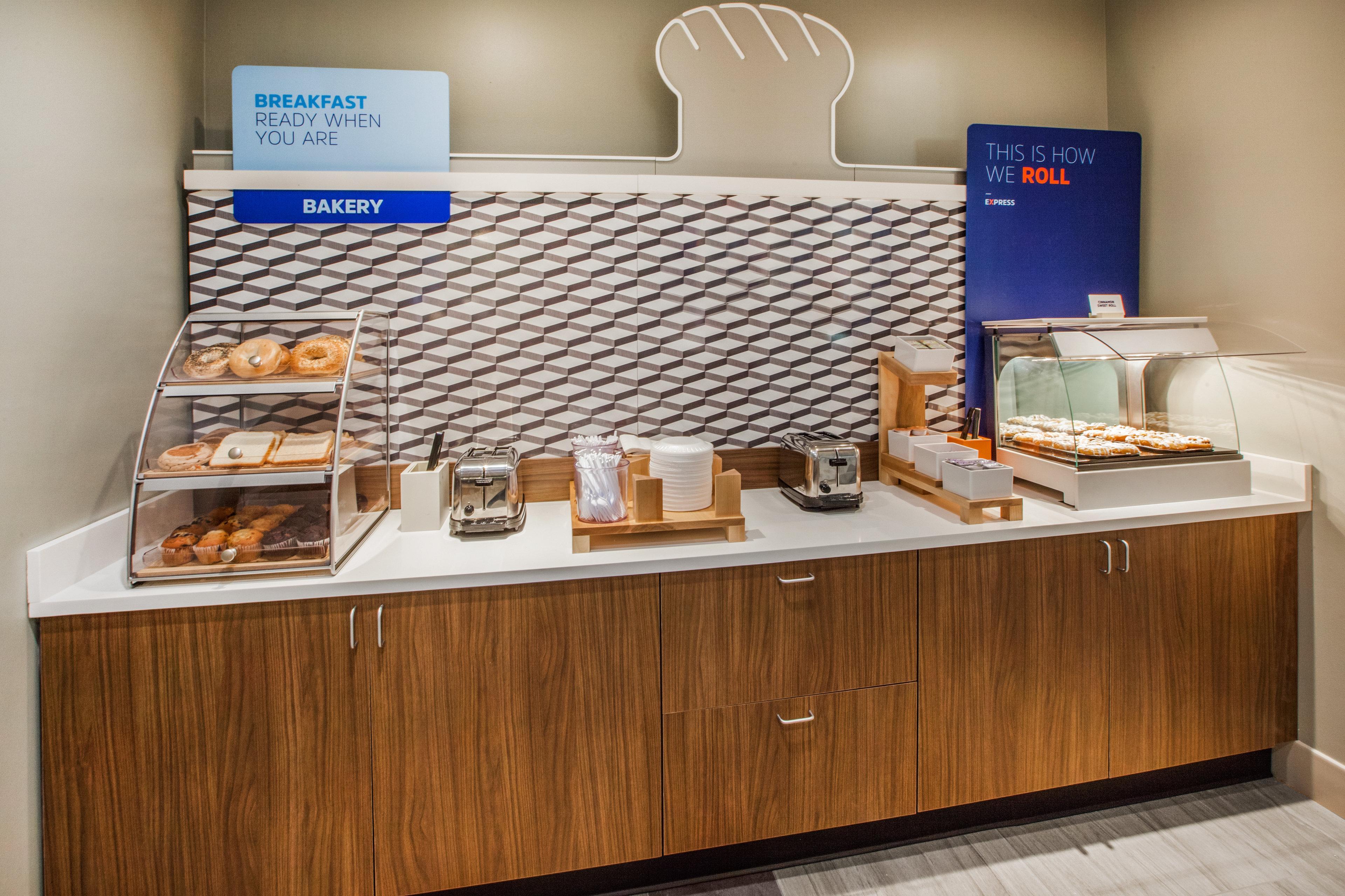 Holiday Inn Express & Suites Atlanta N - Woodstock By Ihg Zewnętrze zdjęcie